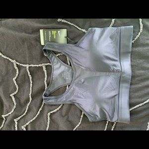 brand new nike sports bra